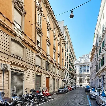 Ampia Dimora Tra Vaticano E Centro Con 3camere E 3bagni
